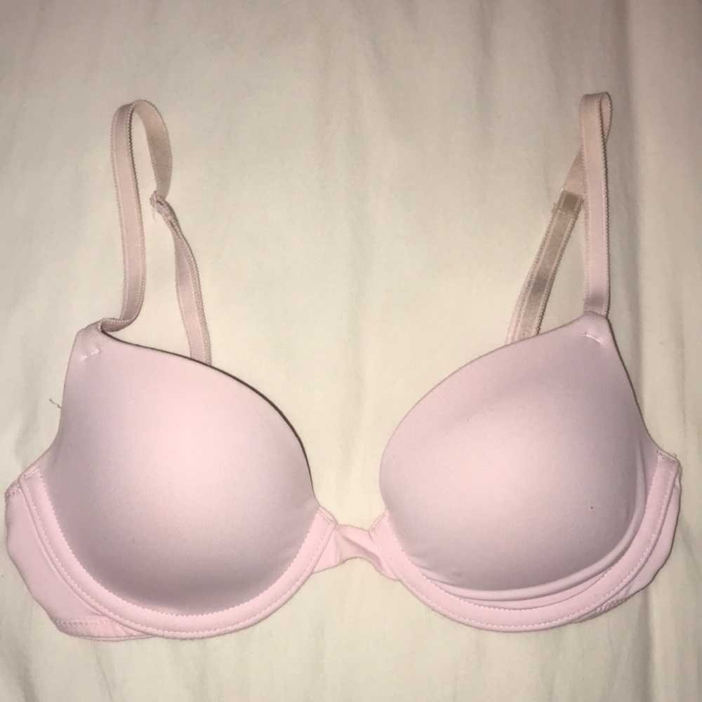 Light pink Victoria’s Secret Wear Everywhere Bra